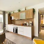 Stylish New 1 Bedroom In Juan Les Pins Apartament Antibes