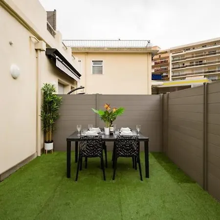 Stylish New 1 Bedroom In Juan Les Pins Διαμέρισμα Αντίμπ