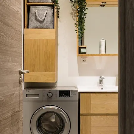 Апартаменты Stylish New 1 Bedroom In Juan Les Pins *
