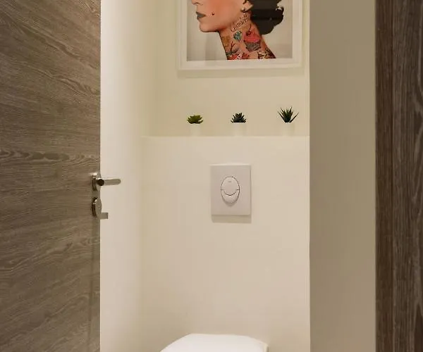 Stylish New 1 Bedroom In Juan Les Pins Διαμέρισμα