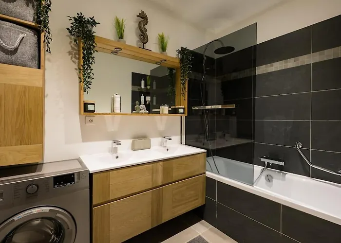 Stylish New 1 Bedroom In Juan Les Pins *